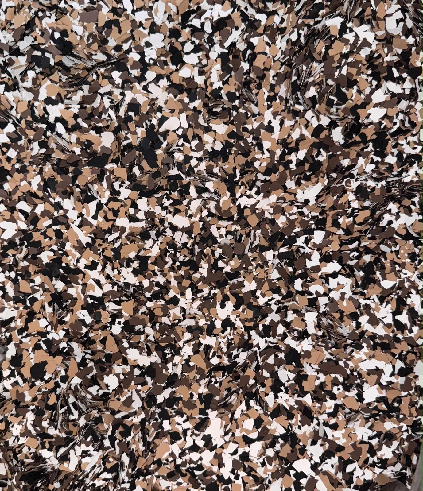 Decorative epoxy flooring flake blend option 5